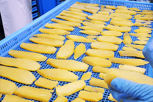 スライスされたさつまいも